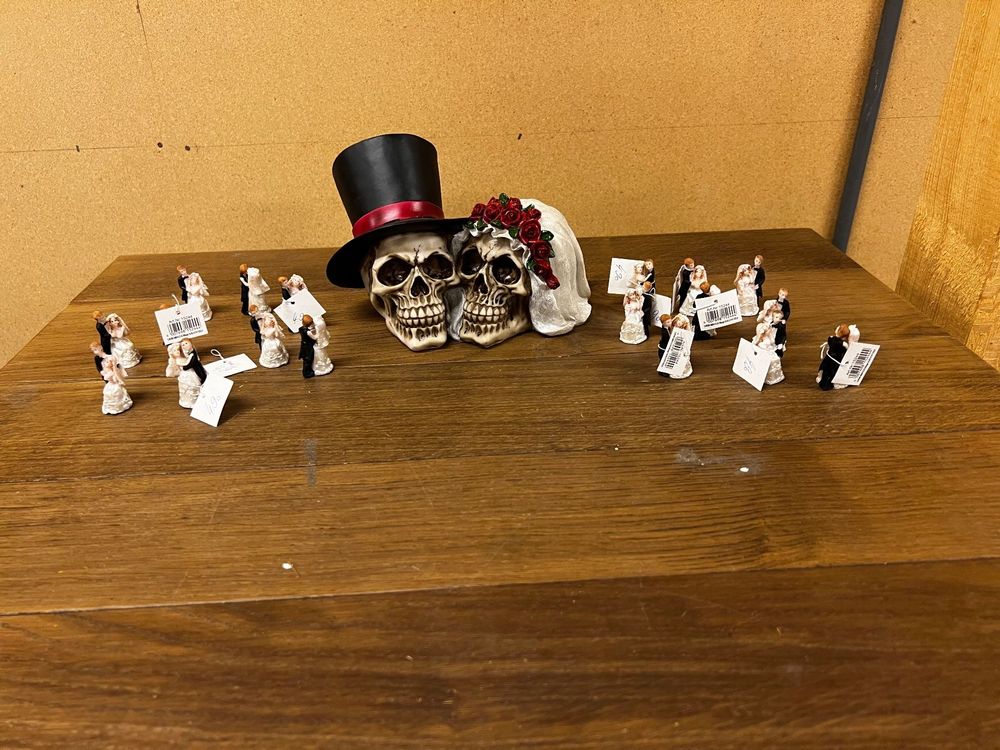 Bristol Novelty Totenkopf-Dekoration – 15x12x20 Cm – Gruselige Deko Für Halloween & Mottopartys