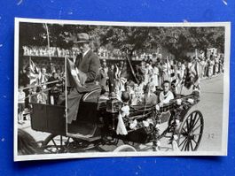 Ansichtskarte mit Kutsche und Kindern. ca 1930