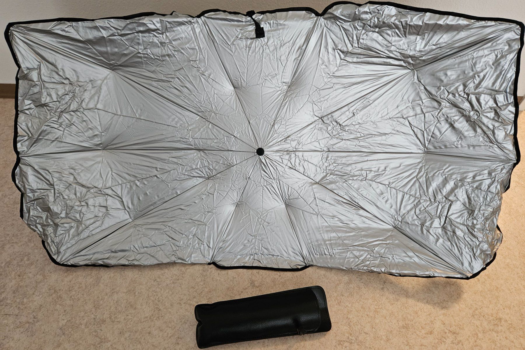 Sonnenschirme: Sonnenschutz - Schirm fürs Auto - Sonnendach – Neu und originalverpackt aus Kreuzlingen von RahMal 2