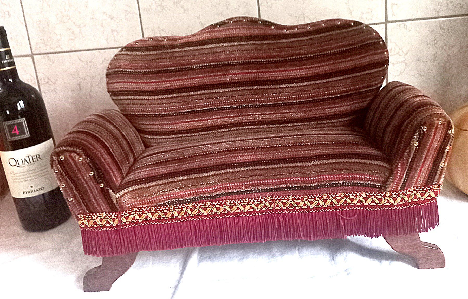 Divani: Miniature Jugendstil Sofa – Usato da Baar venduto da 2cvbaar