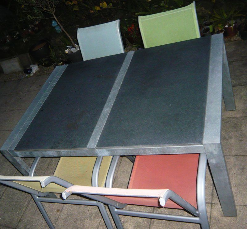 Tavoli: Gartentisch mit Steinplatte/ Granit & 4 Stühle – Usato da Ruggell venduto da Dolce9 2