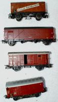 Lot de 4 wagons Marklin avec fin de convoi éclairé