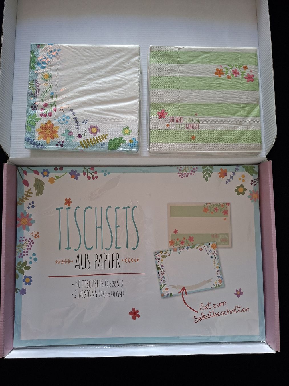 Set di tavolo e panche: Set 40x Servietten und Tischsets – Nuovo (secondo la descrizione) da St. Gallen venduto da Jawals 1