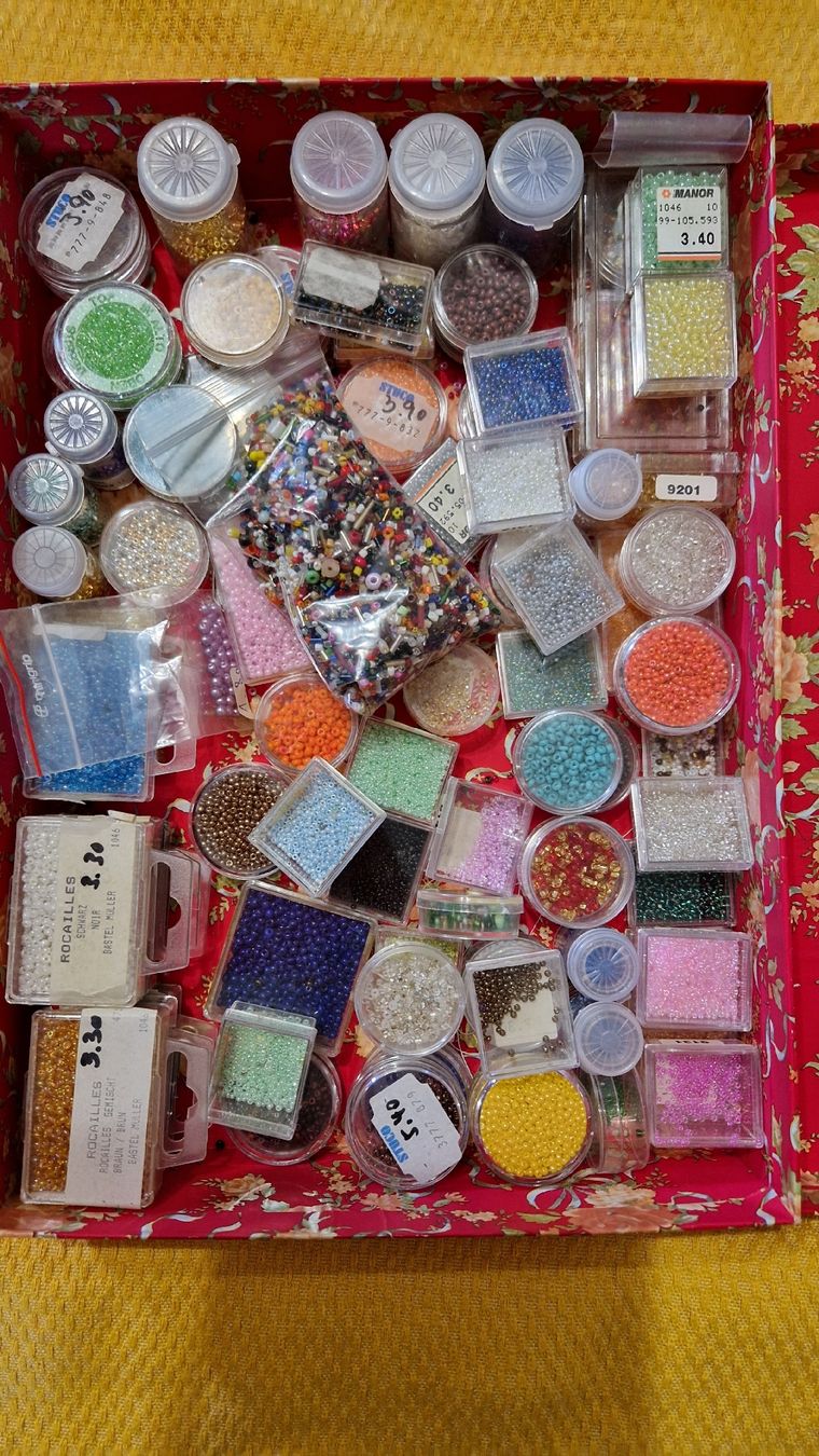 Kit bricolage: Riesiges Konvolut Glasperlen – Nuovo (secondo la descrizione) da Oberengstringen venduto da Sheera7 2