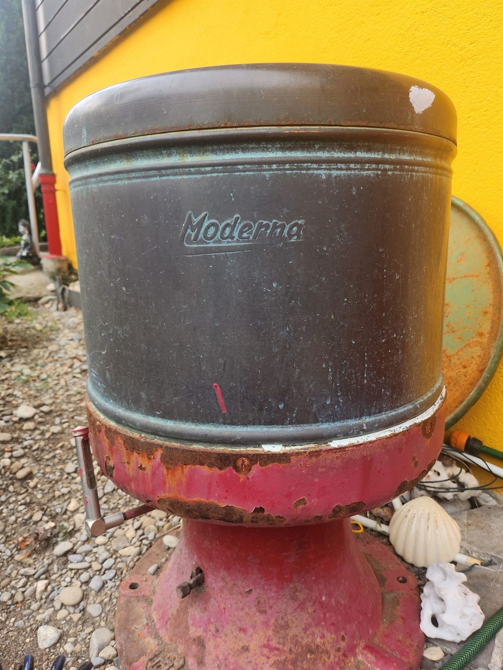 Machines à laver: Antike Waschmaschine Moderna / Gartendeko – D'occasion à Thun par elisar1 1