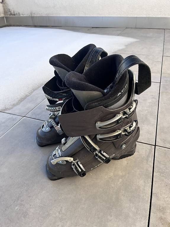 Herrenschuhe: Head Skischuhe zu verkaufen – Gebraucht aus Oftringen von iissmmoo