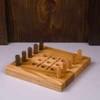 Brettspiel Tic-Tac-Toe aus Eichenholz - Klassisch geölt