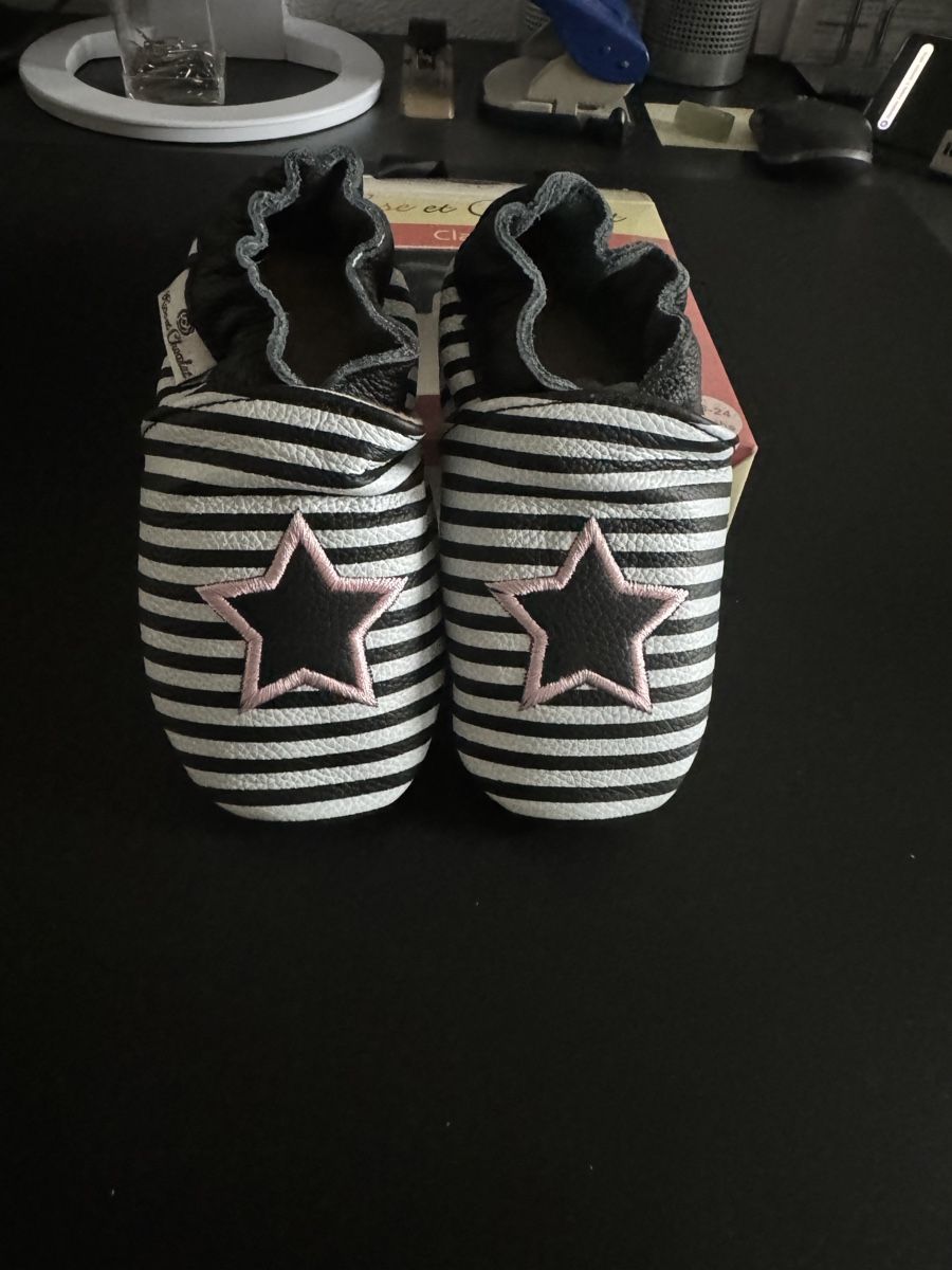 Schuhe für Jungen: Lederfinkli Sternenmotiv Gr. 18-24 Monaths – Neu und originalverpackt aus Kerns von Kaefer2003