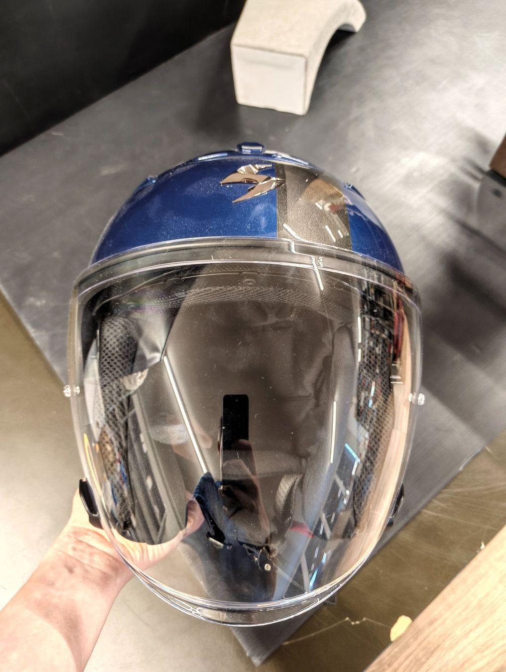 Helme & Visiere: Scorpion EXO 230 Motorradhelm – Gebraucht aus Basel von bk_brockibasel 1