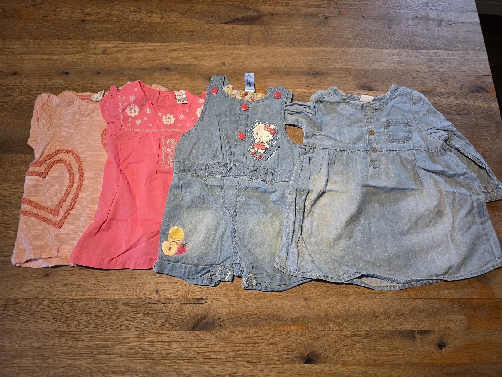 Lotti & Set di vestiti: Kleiderpaket Mädchen Grösse 74 – Usato da Stoos SZ venduto da may_p9xx 2