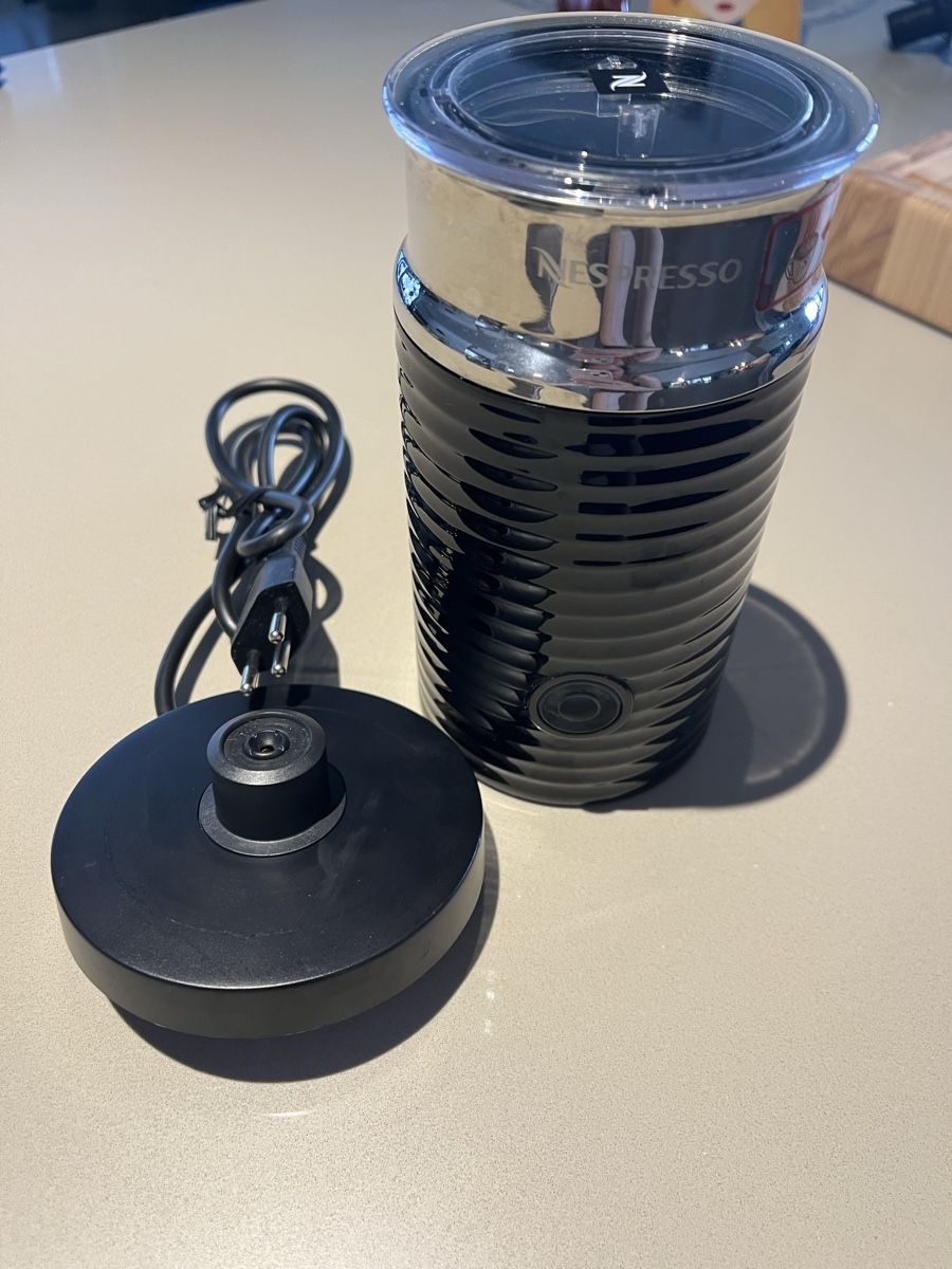 Elettrodomestici da cucina: Nespresso Aeroccino 3 Milchschäumer – Usato da Aarau venduto da Sofietr
