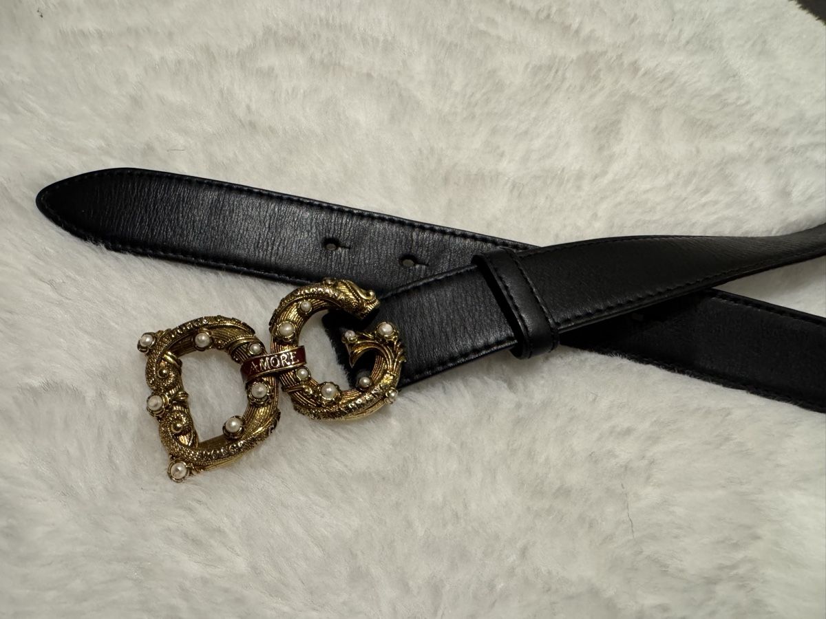 Dolce & Gabbana Cinture: Dolce & Gabbana Ledergürtel, Grösse 80cm – Usato da Gockhausen venduto da Bubyyyyy