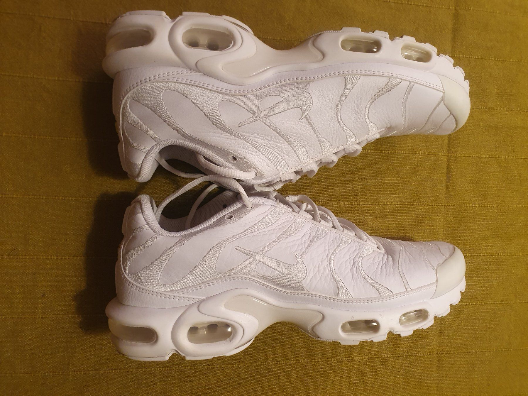 Nike Scarpe da uomo: Nike air max plus taille 42.5 – Nuovo (secondo la descrizione) da Genève venduto da GenevaLuxury 4