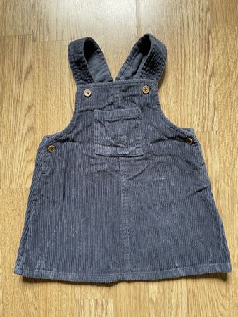 Süßes Latzkleid aus Feinkord von Smile – Größe 80