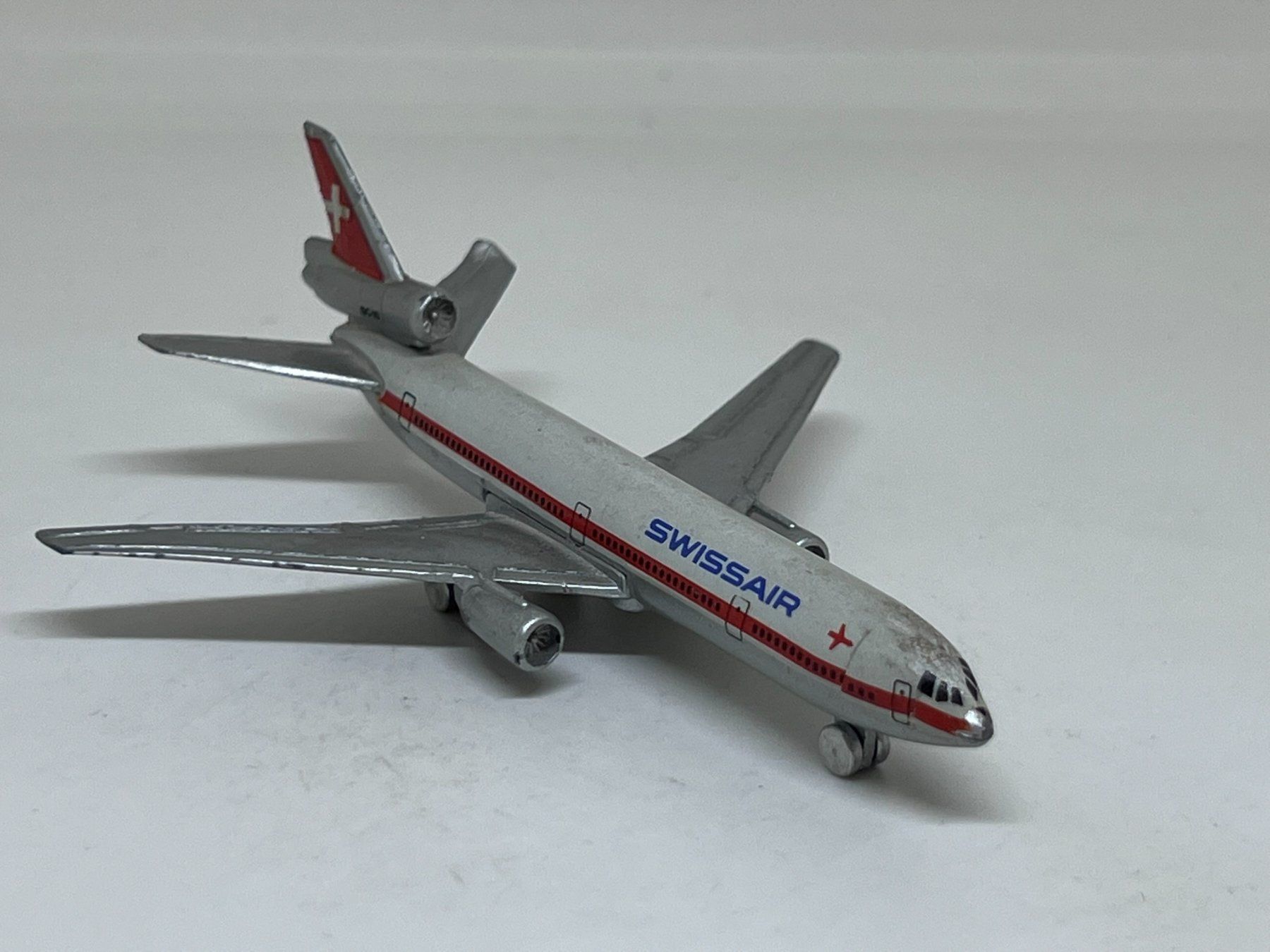 Schuco Modellini d'auto: Schuco Swissair Douglas DC 10 – Usato da Wildegg venduto da LaaBoutique