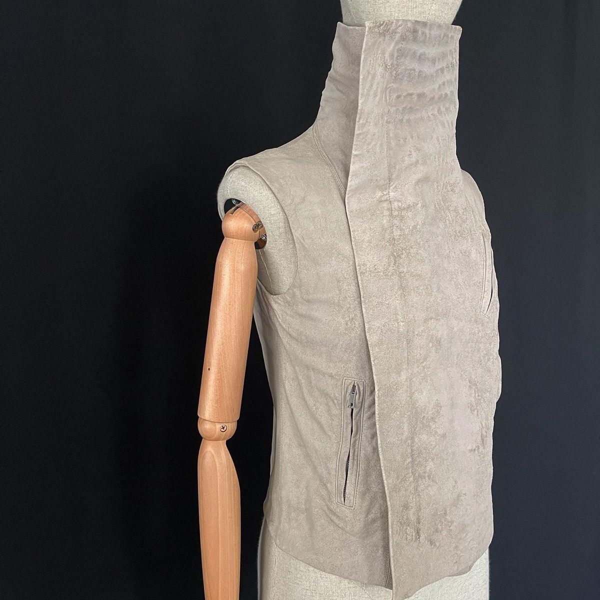 Rick Owens Gilet & Giacche senza maniche: RICK OWENS Leather vest – Nuovo (secondo la descrizione) da Emmen venduto da Avviivva_Com2023 3