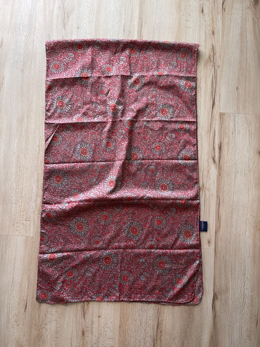 Foulard & Sciarpe: Écharpe Ipanima Rouge et Gris - etat Impeccable! – Usato da Kloten venduto da Vermicelles 6