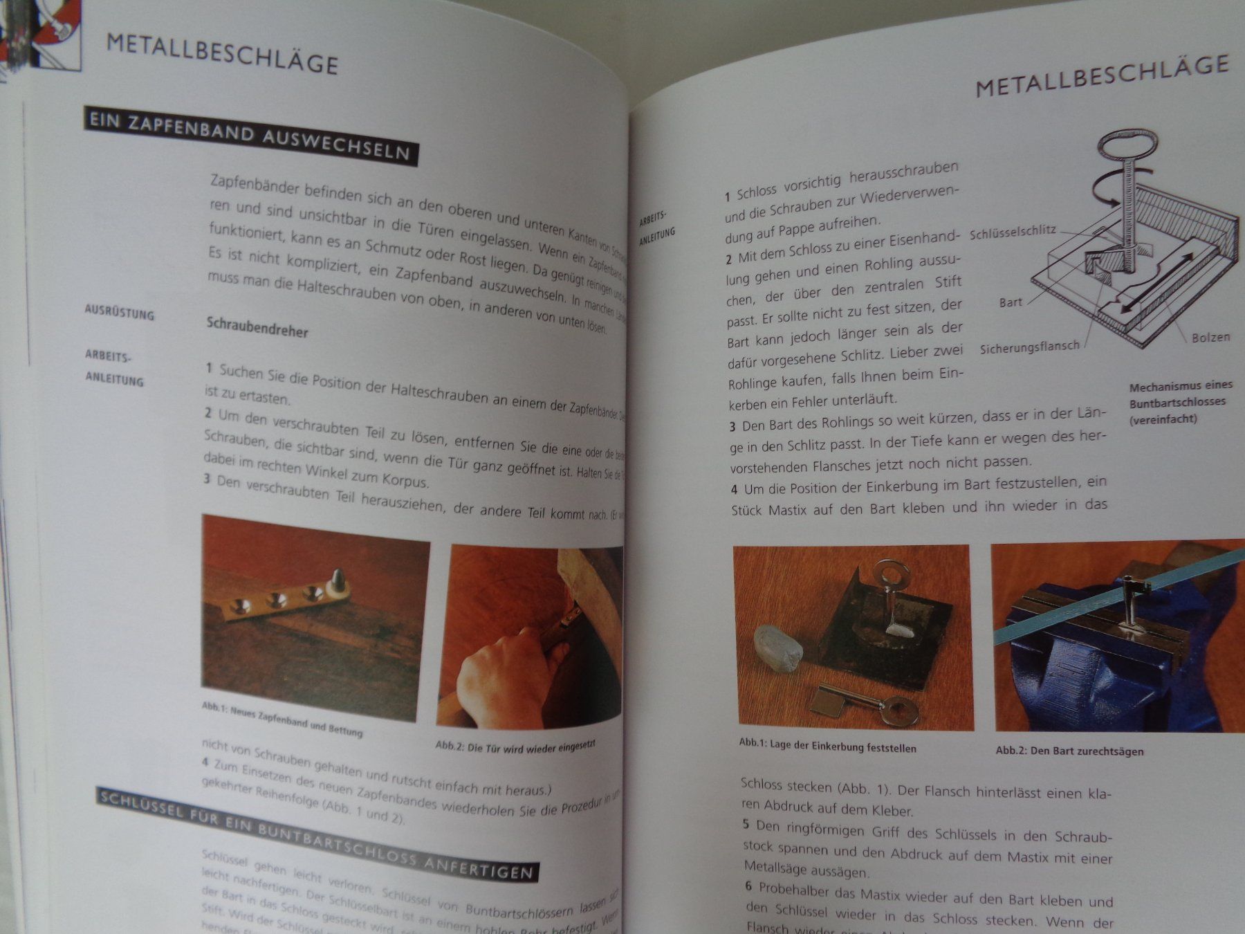 Libri: Antike Möbel restaurieren - Techniken,Materialien,Projekte – Usato da Chur venduto da Oregano1 6