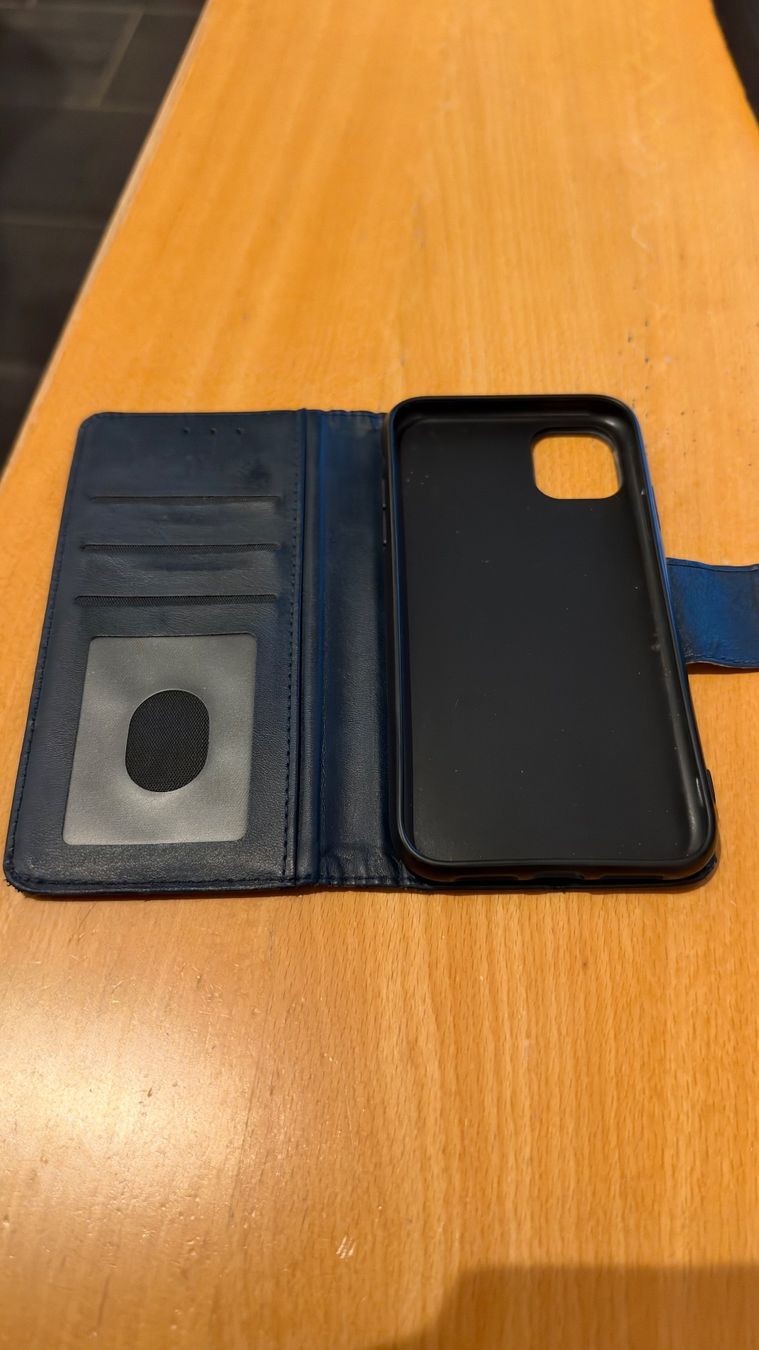 Apple Handys / Smartphones: Iphone 11 gelb / 128 GB – Gebraucht aus Jegenstorf von Schtibe 3