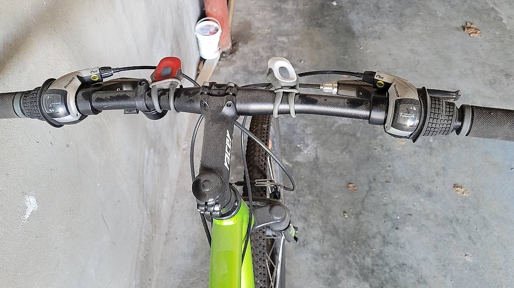 Velos: Vélo pas cher pour enfant - ado – Gebraucht aus Belfaux von Sebou2284 2