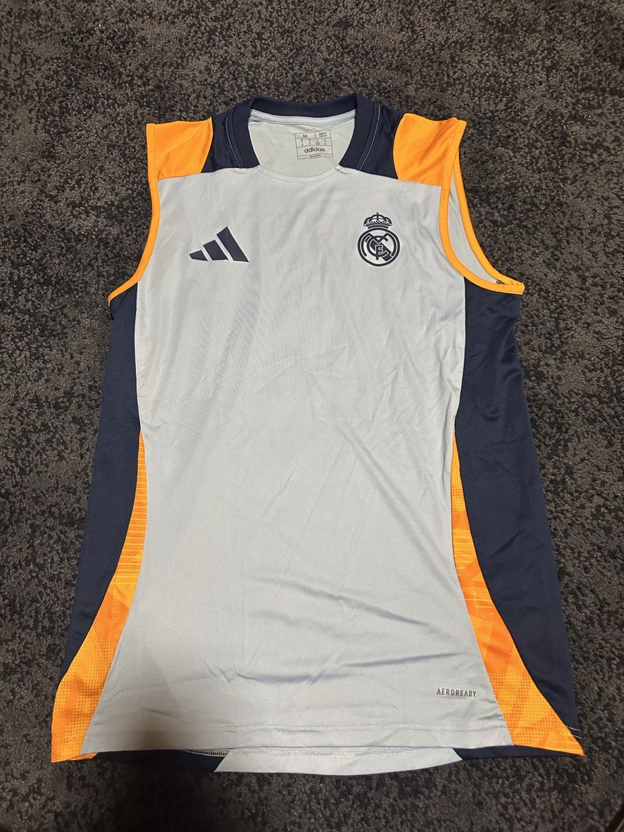 Real Madrid Canottiere & Pantaloni: Real Madrid Tanktop Grösse M – Usato da Blumenstein venduto da stnz41