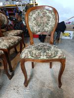Antiker Polster Stuhl mit Blumenmuster,  Vintage Look,