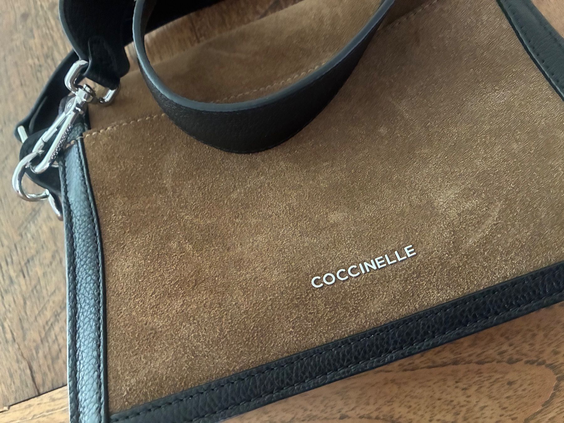 Coccinelle Taschen für Damen: Umhängetasche, Leder – Gebraucht aus Lachen SZ von hds_j5jx 1