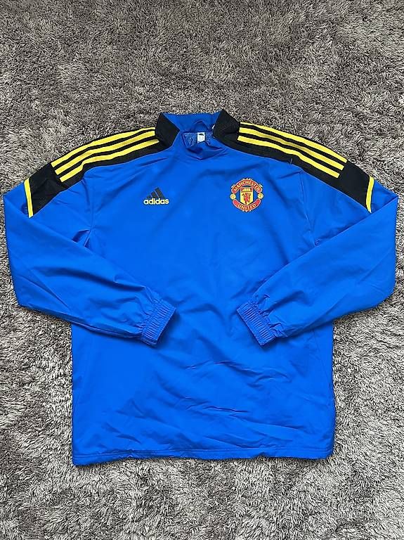 Maglioni & Felpe: Manchester United blauer Pullover – Usato da Herisau venduto da ogkosta