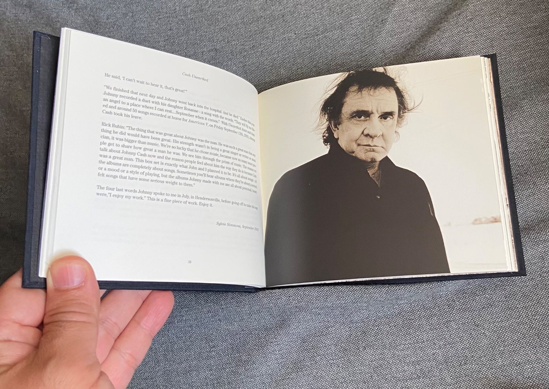 CDs: Johnny Cash - CASH UNEARTHED - Boxset mit 5 CDs – Gebraucht aus Luzern von  3