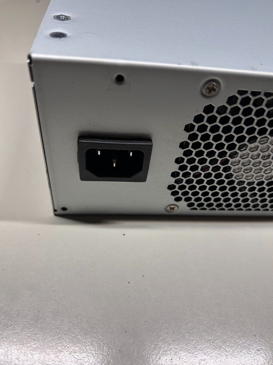 Componenti elettronici: Alimentatore modello FSP250-30AGBAA - PC – Usato da Giubiasco venduto da LorisVale 5