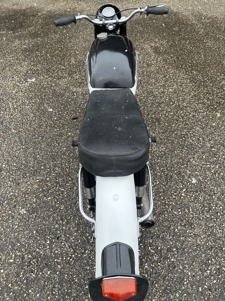 Strada: À vendre Norton modèle 50 slimline – Difettoso da Arzier-Le Muids venduto da Jmb1960 3