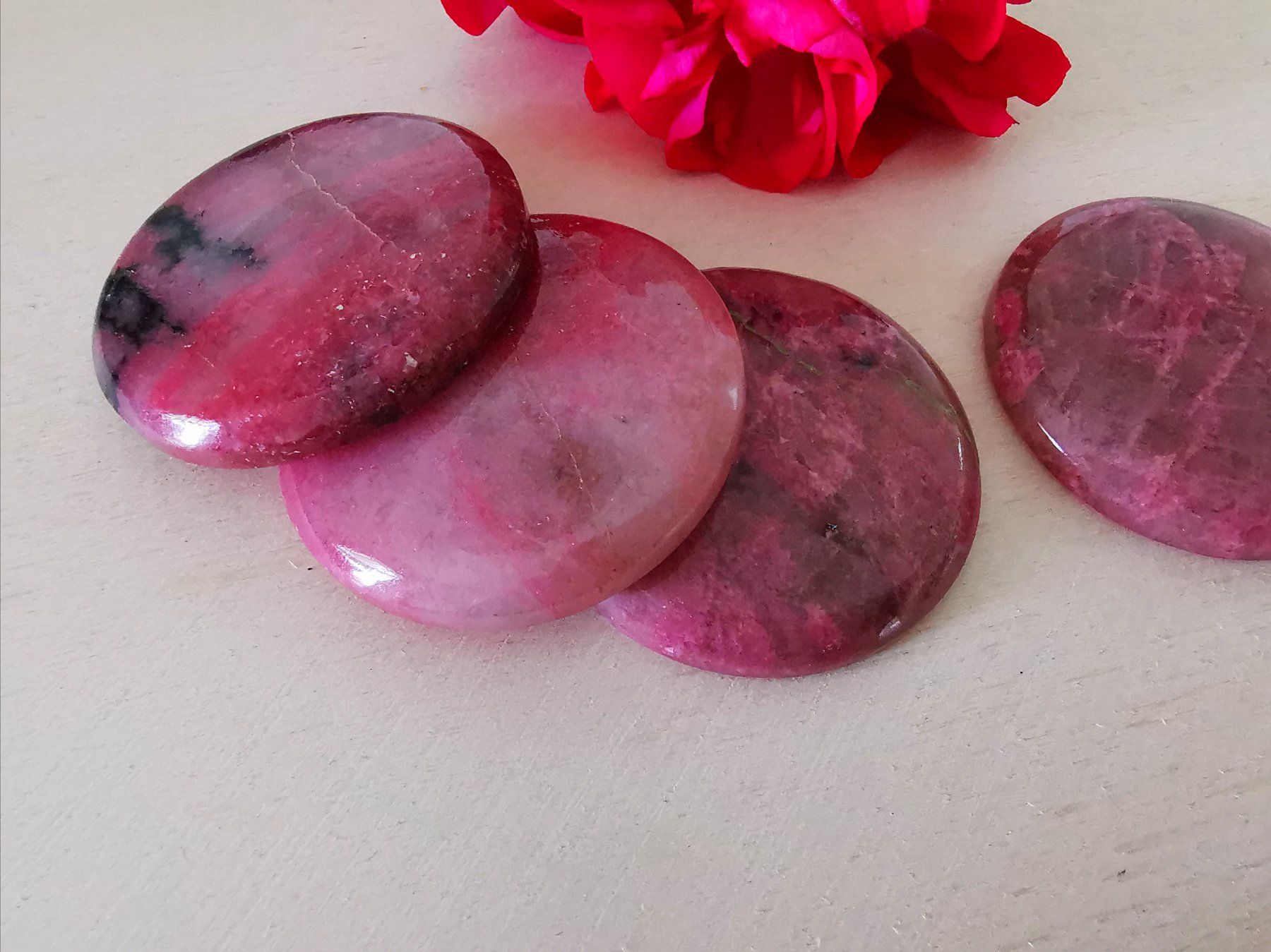 Edelsteine: 4 Stk. grosse Rhodonit Cabochon / Lager-Sondererkauf – Neu und originalverpackt aus Dierikon von Buntspecht-10 1