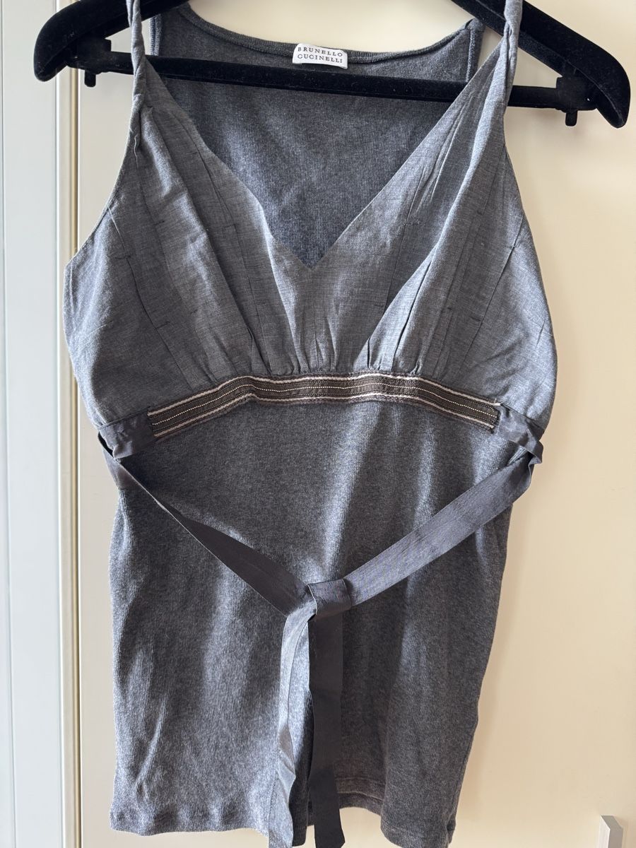 Brunello Cucinelli Tops: Brunello Cucinelli Top, Grau, Baumwolle/Lyra, Gr. M – Neu (gemäss Beschreibung) aus davos Platz von cla_qjb2