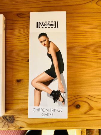 Chiffon Fringe Gaiter von Wolford