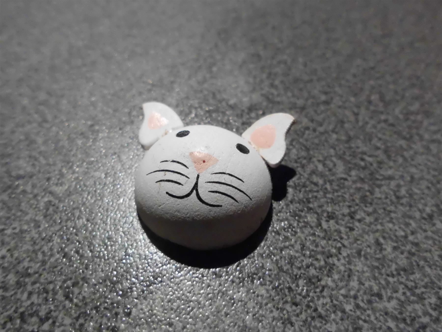 Kits de loisir créatif: Katzenkopf weiss – D'occasion à Zürich par Motzkuh
