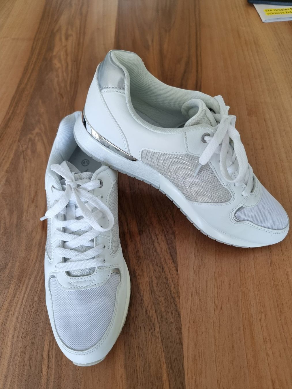 Scarpe da donna: Damen Sneaker – Usato da Widen venduto da kel_smm8 1
