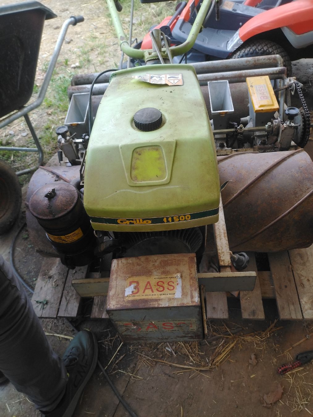 Tutte le macchine: Seminatrice Grillo  – Usato da Muzzano venduto da Muz-piod6933 1