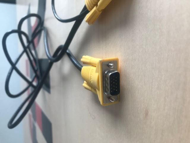 Kabel: KVM Kabel – Neu (gemäss Beschreibung) aus Wängi von Bmo 2