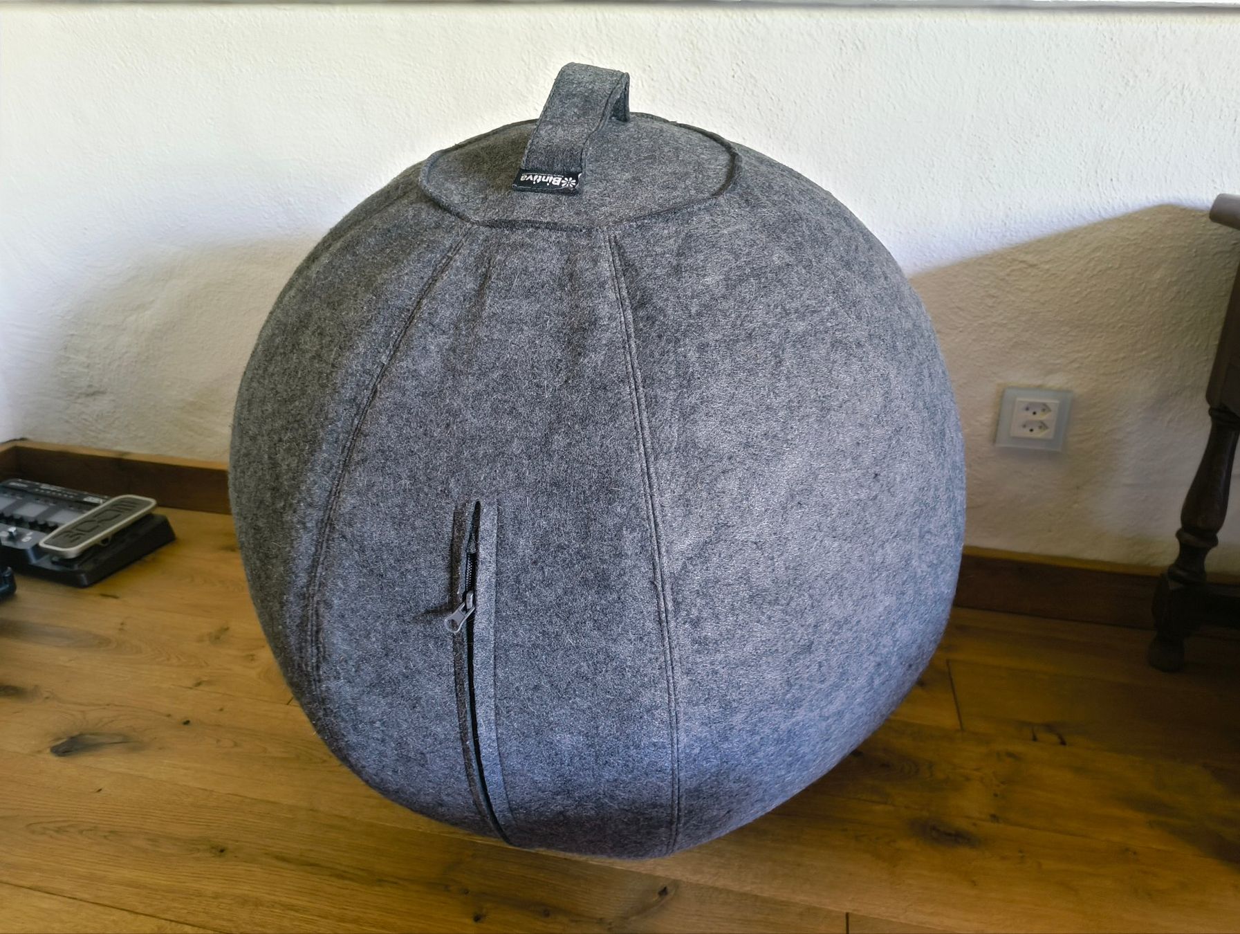 Palloni: Stability Ball 65cm mit Filzbezug – Usato da Stein am Rhein venduto da DaOhana 1