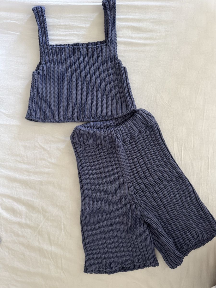 Tops: Selbstgestricktes Top und Shorts – Gebraucht aus Zürich von Annalea_ 1