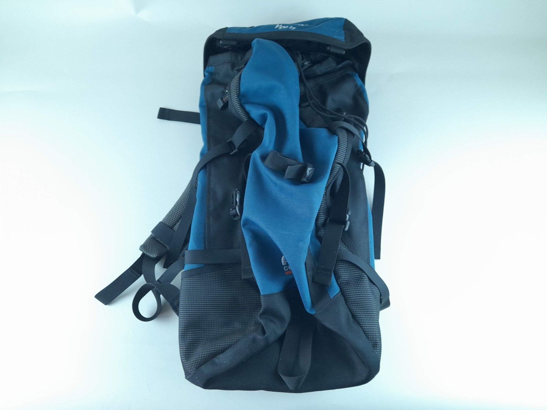 Lowe Alpine Zaini: LOWE ALPINE  Vision 25 Rucksack – Usato da Liebefeld venduto da Restwert_Liebefeld