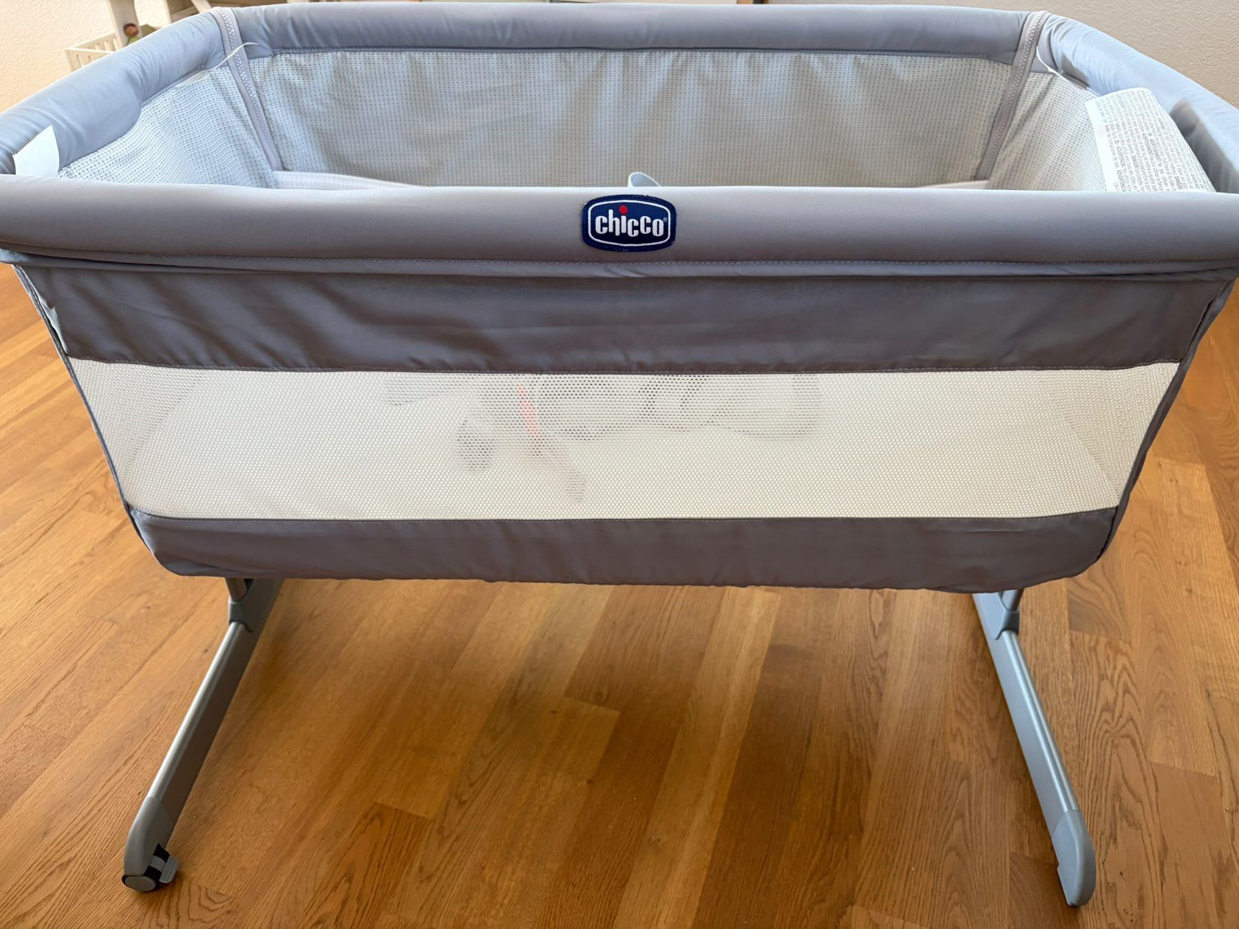 Betten: Babyrbett Chicco Next 2 Me (Next2Me) – Gebraucht aus Luzern von kac_x8t5 1