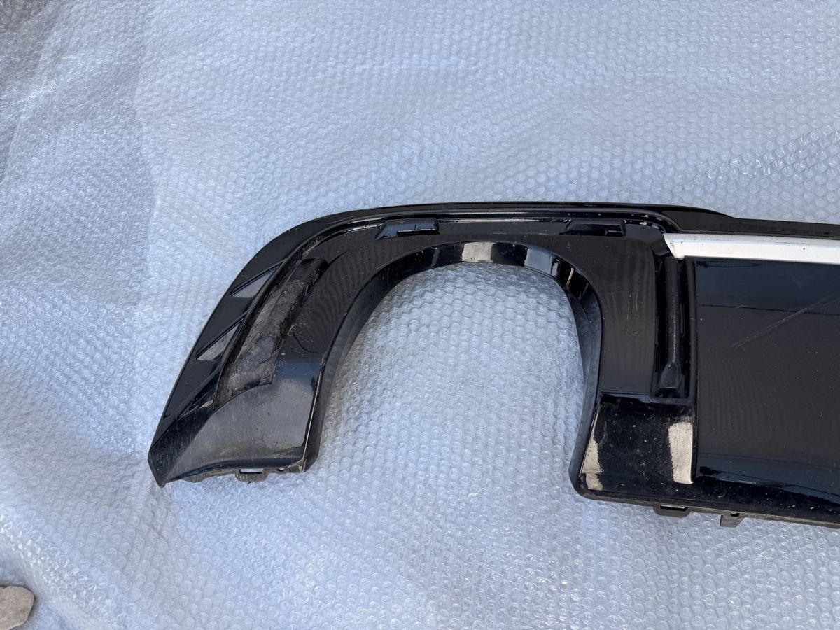 Audi Tutti pezzi di ricambio auto: Diffuseur arrière - Audi RS3 8V – Usato da Lausanne venduto da AKB_AutoParts 3