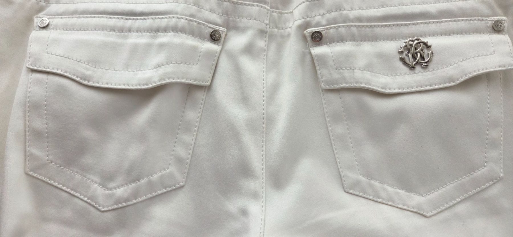 Roberto Cavalli Pantaloni: Hose ROBERTO CAVALLI Gr.40 NEU – Nuovo e nell'imballaggio originale da Wettswil venduto da doe_x6nz 6