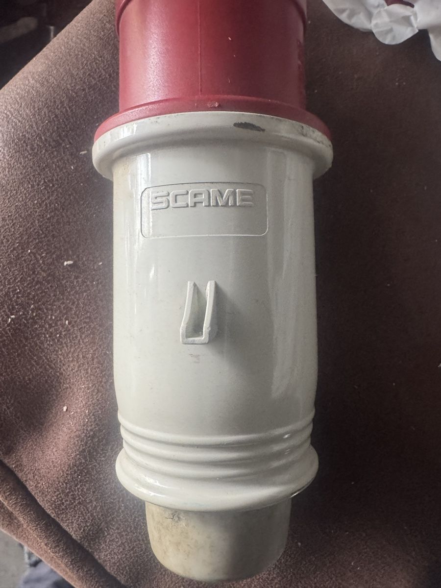 Spine: CEE-Stecker 16A 4pol 400V M – Nuovo (secondo la descrizione) da Grenchen venduto da faz_qgf2 2