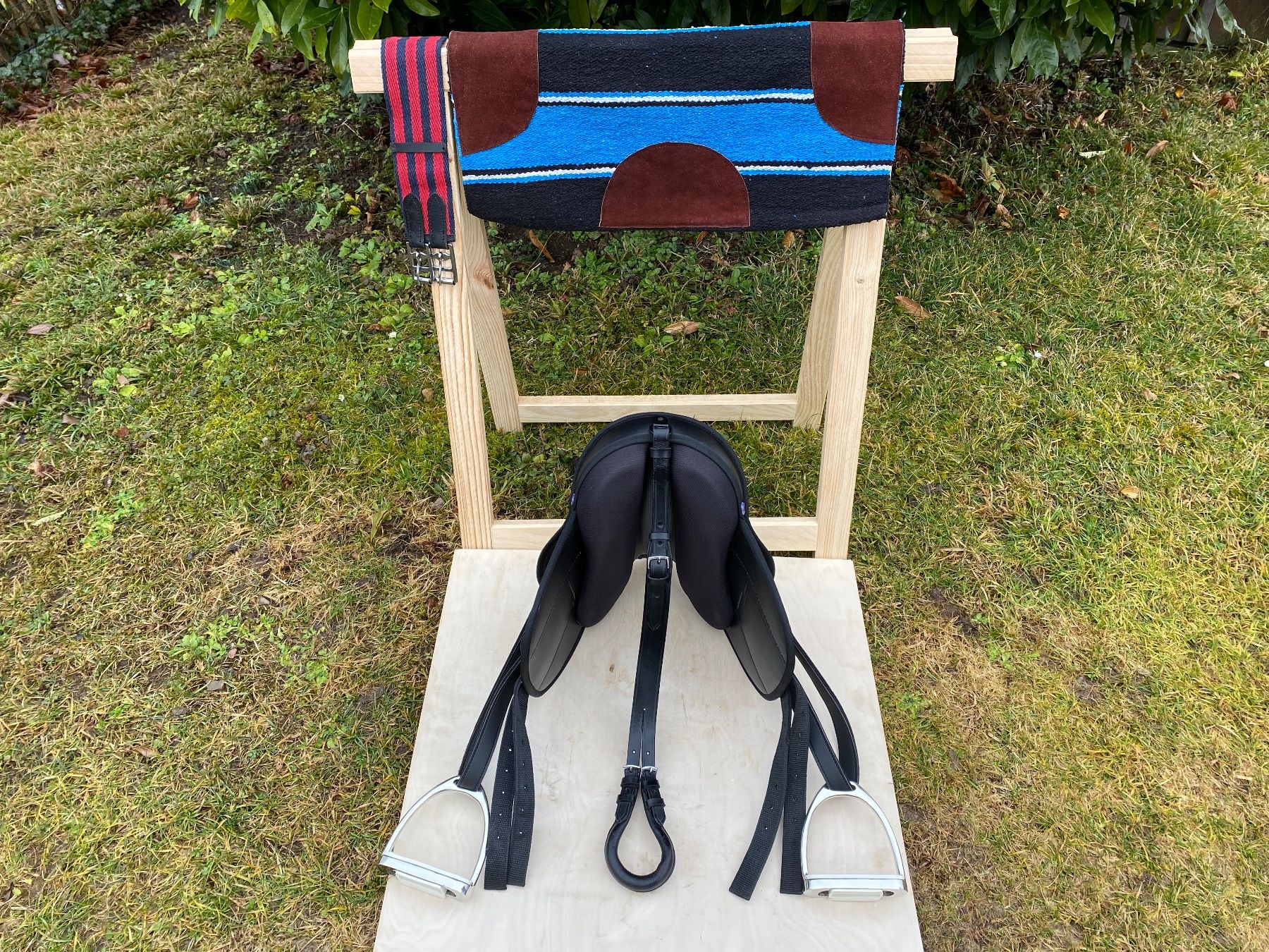 Selle & Accessori: schönes schwarzes Ponysätteli – Usato da Feldbach venduto da Fea1 9