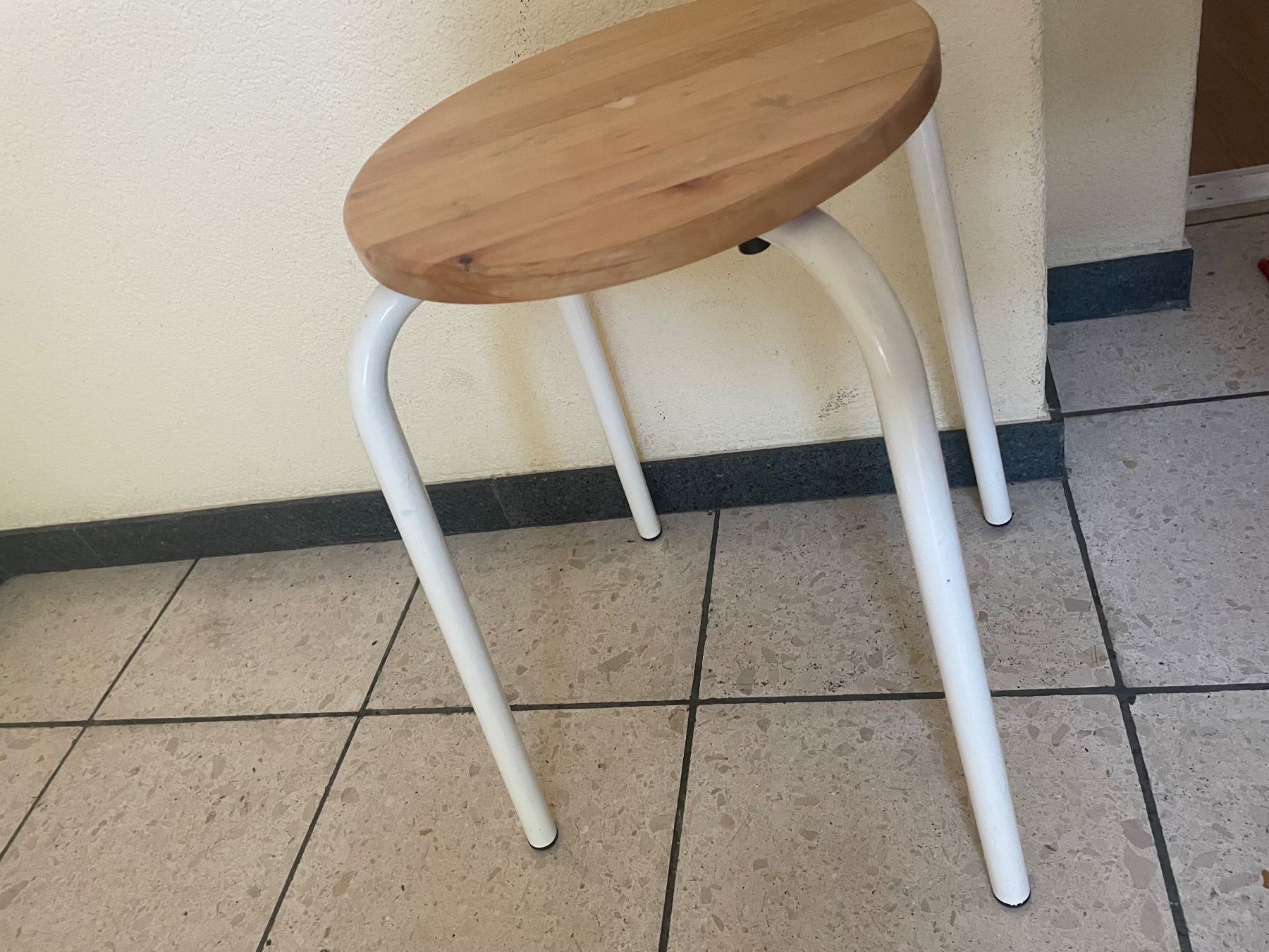 Ikea Tabourets: Ikea vintage hocker jerry? – D'occasion à Dübendorf par rocki07
