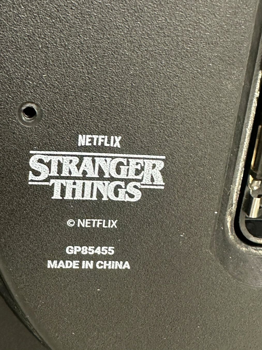 Orologi da terra & Orologi da parete: Horloge murale Stranger Things Netflix – Usato da Morges venduto da Auct 2