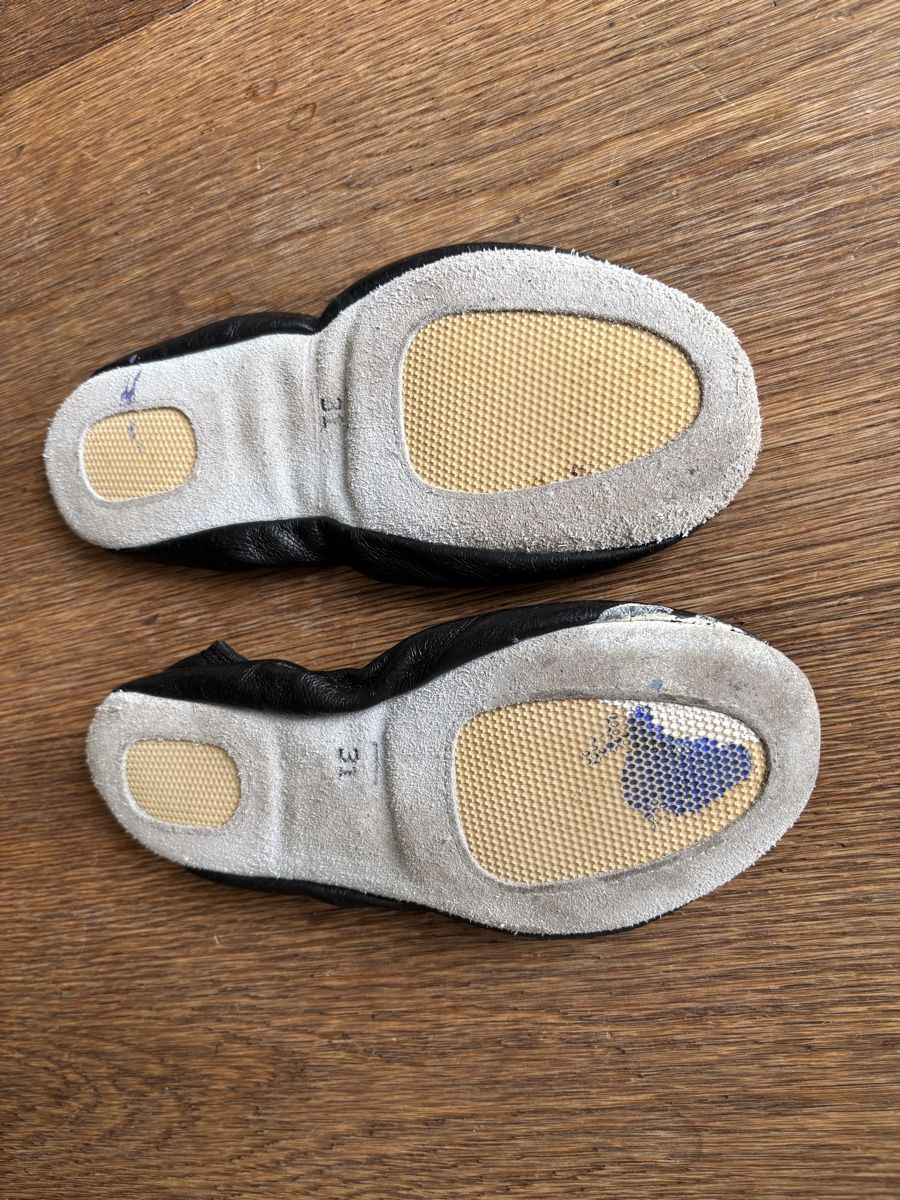 Scarpe per ragazzi: Turntäppeli Grösse 31 – Usato da Unterohringen venduto da eli_j2q2 1