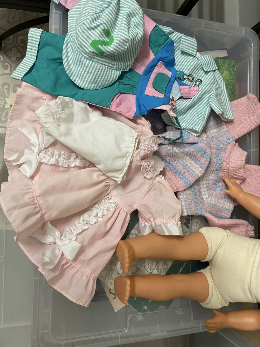 Bambole: Puppe mit Kleidern – Usato da Fehraltorf venduto da Marian4 1